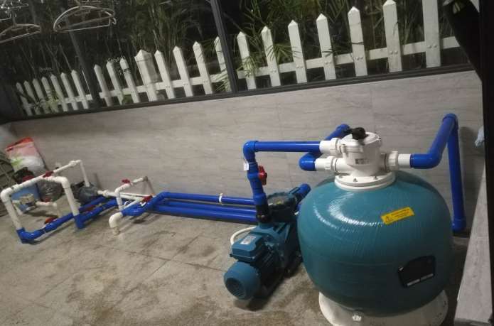 ?？诿酪晞e墅B3棟魚池過濾設(shè)備安裝工程